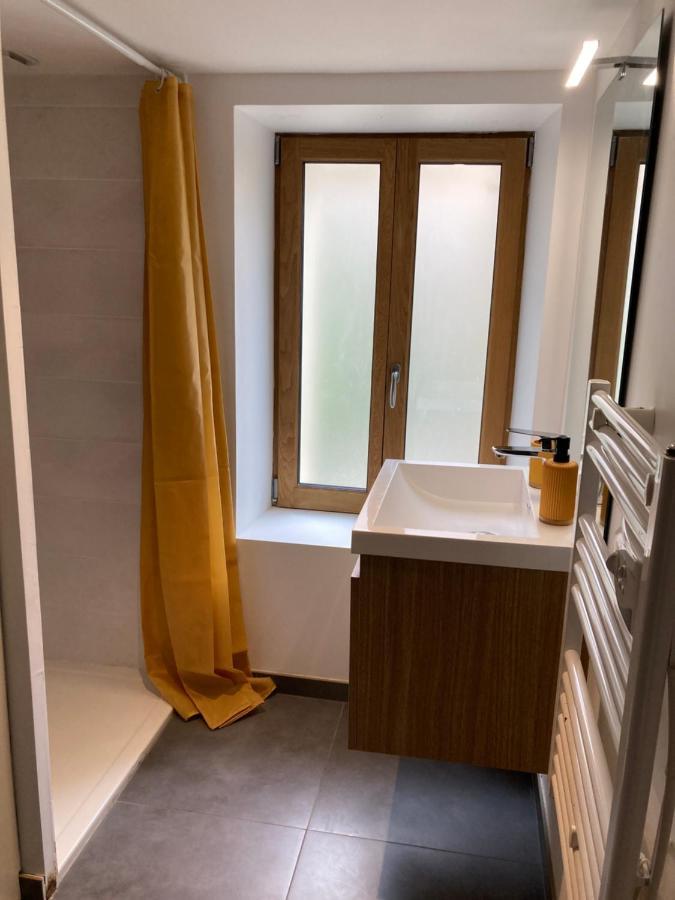 Appartement Au Coeur D'Espalion La Cabane Du Lot מראה חיצוני תמונה