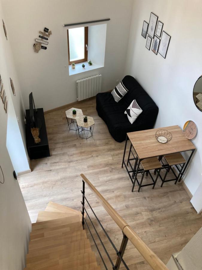 Appartement Au Coeur D'Espalion La Cabane Du Lot מראה חיצוני תמונה