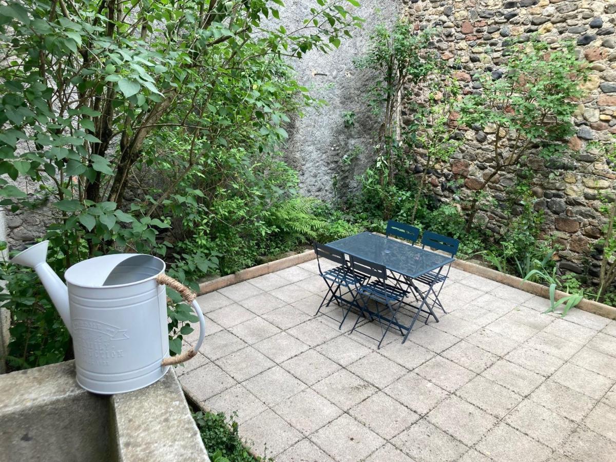 Appartement Au Coeur D'Espalion La Cabane Du Lot מראה חיצוני תמונה